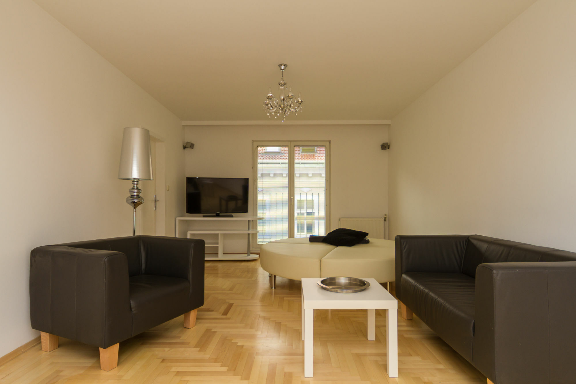 Puzzlehotel - Apartments Zentrum II Виена Екстериор снимка